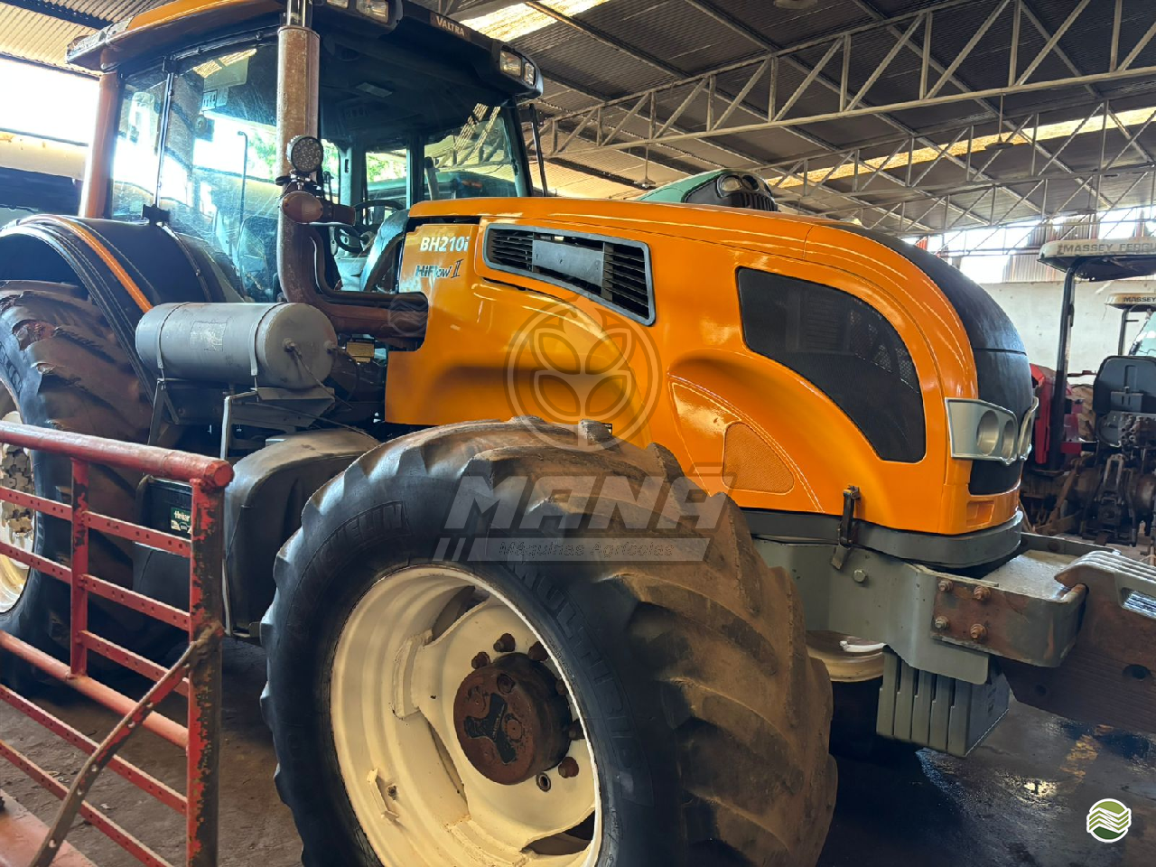 TRATOR VALTRA VALTRA BH 205 Tração 4x4 Mana Máquinas RIBEIRAO PRETO SÃO PAULO SP